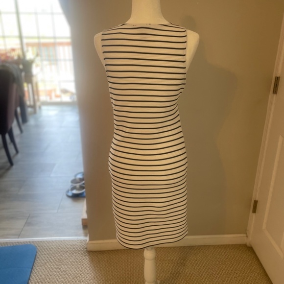 Forever 21 black and white striped dress - Picture 2 of 2